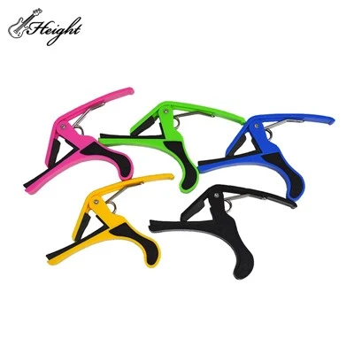 Fem farger plast akustisk gitar Capo